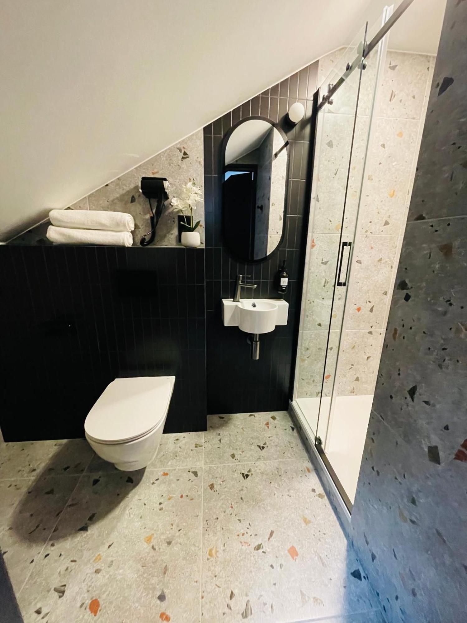 Hotel Millennium 프샤스니시 외부 사진